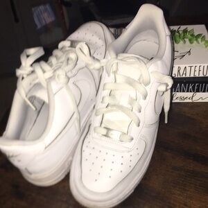 Nike Air1 Youth Low Classic White Sneakers 7Y